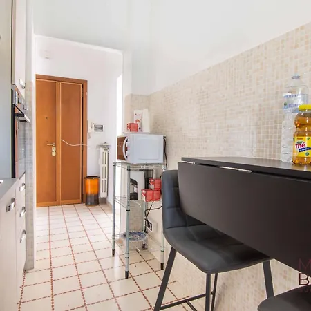 Гостевой дом Mr Brown And 4*