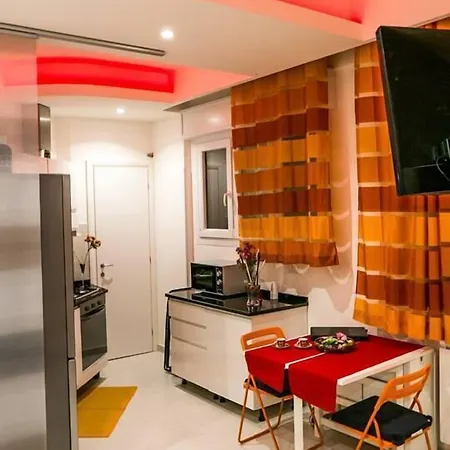 Mr Brown And 4* Рим