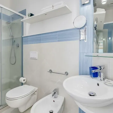 Mr Brown And 4*